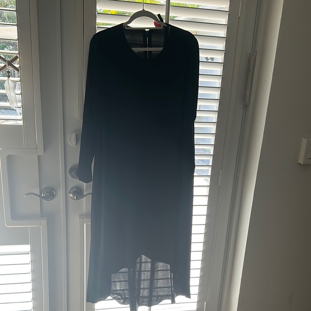BCBGMaxAzria Black Long Sleeve Crew Neck Dress